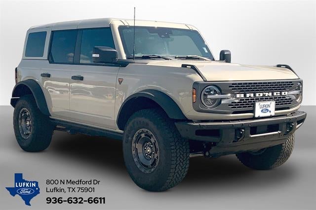 2025 Ford Bronco Badlands in Desert Sand — front three-quarter view