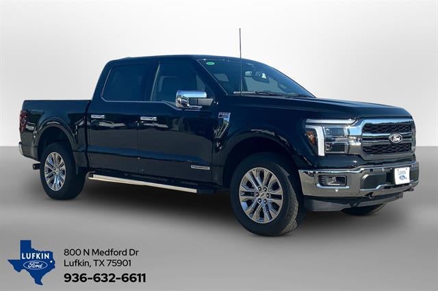 2025 Ford F-150 LARIAT in Agate Black — front three-quarter view